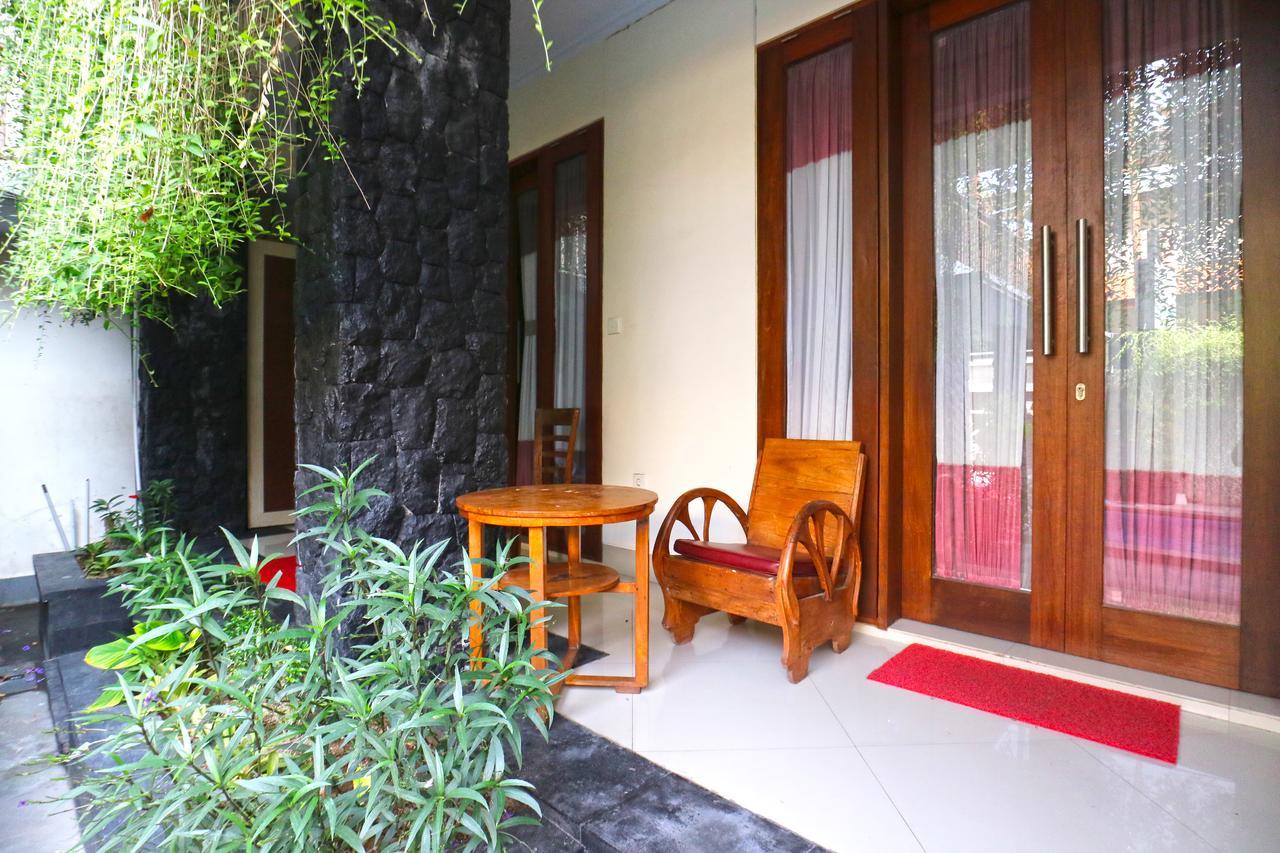 D'Astri Guesthouse Sanur Redpartner Denpasar Extérieur photo