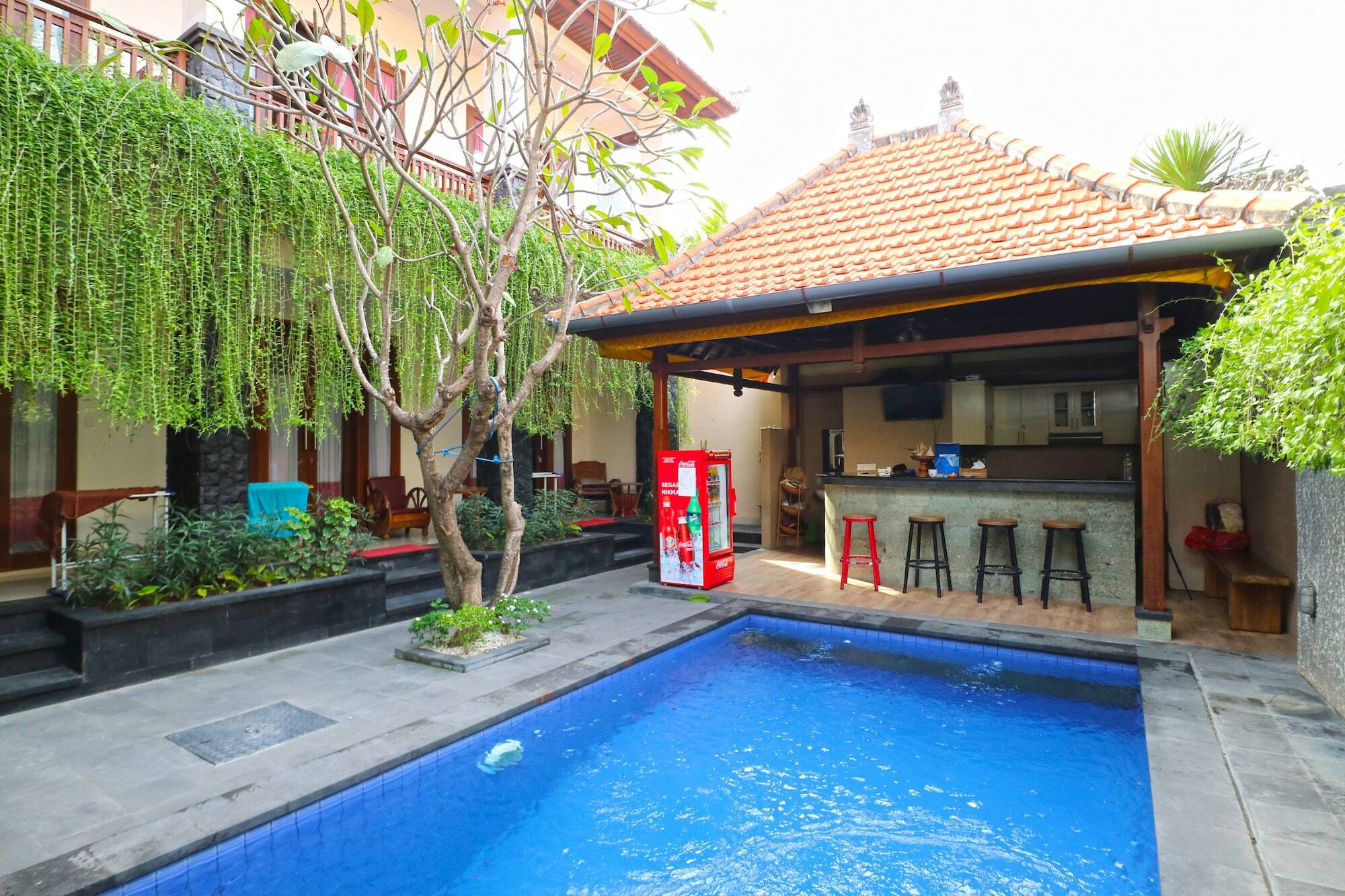 D'Astri Guesthouse Sanur Redpartner Denpasar Extérieur photo